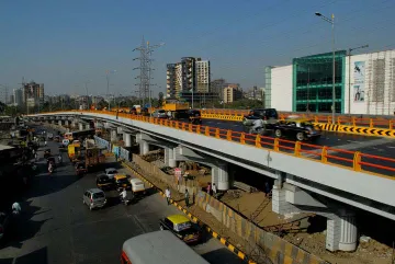 Dindoshi Flyover 4