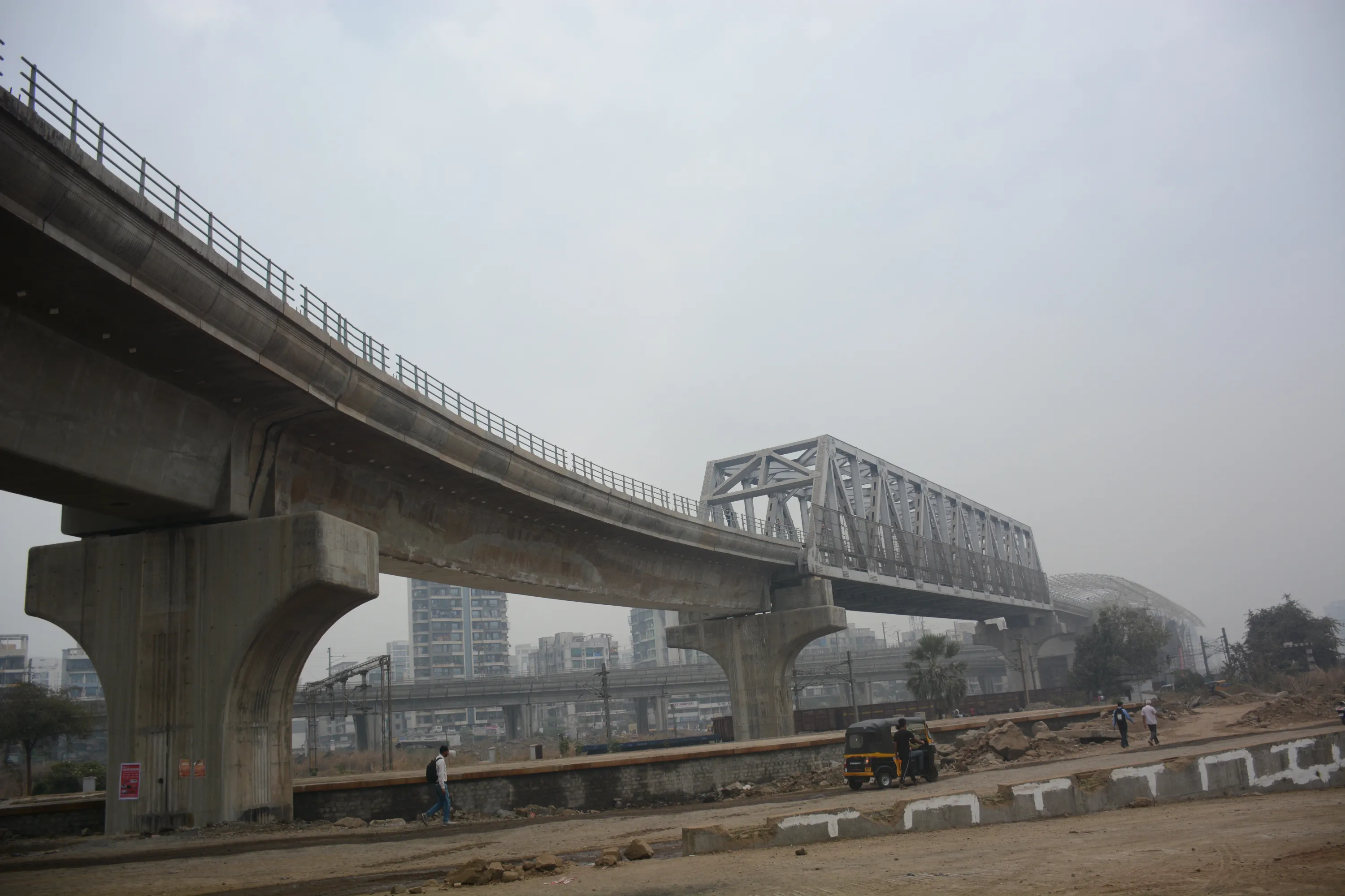 Navi Mumbai Railway Crossings 2