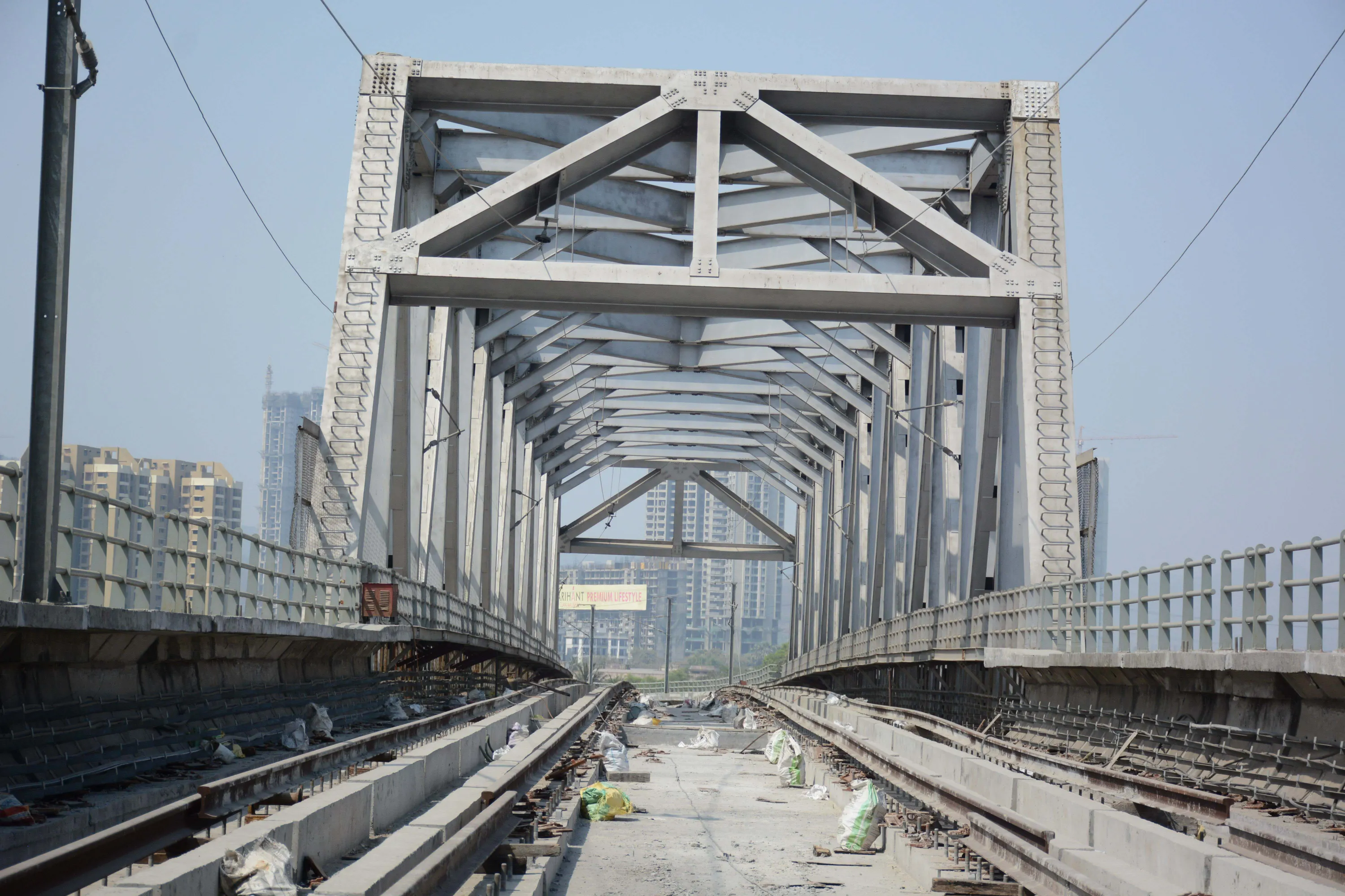 Navi Mumbai Railway Crossings 7