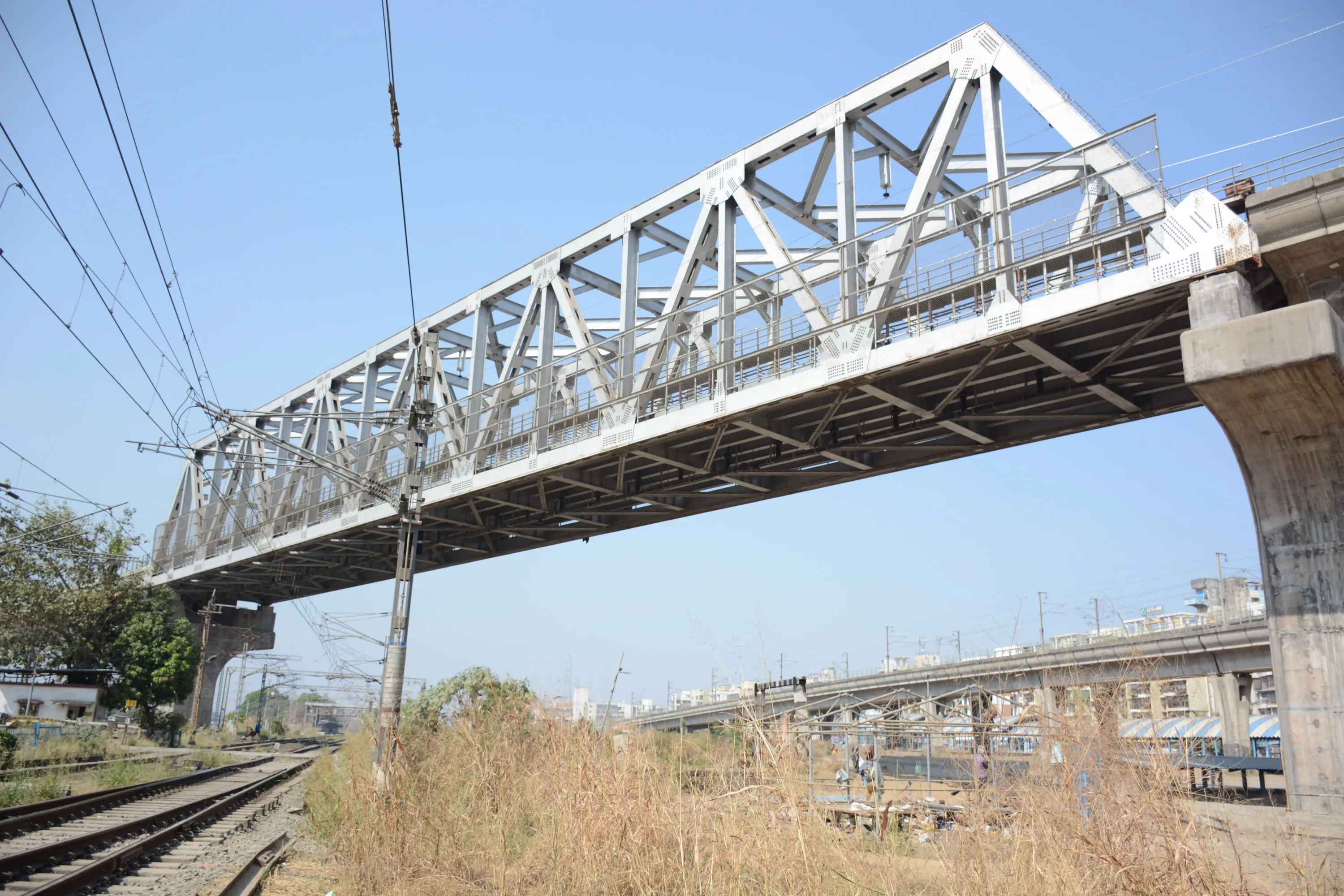 Navi Mumbai Railway Crossings 8