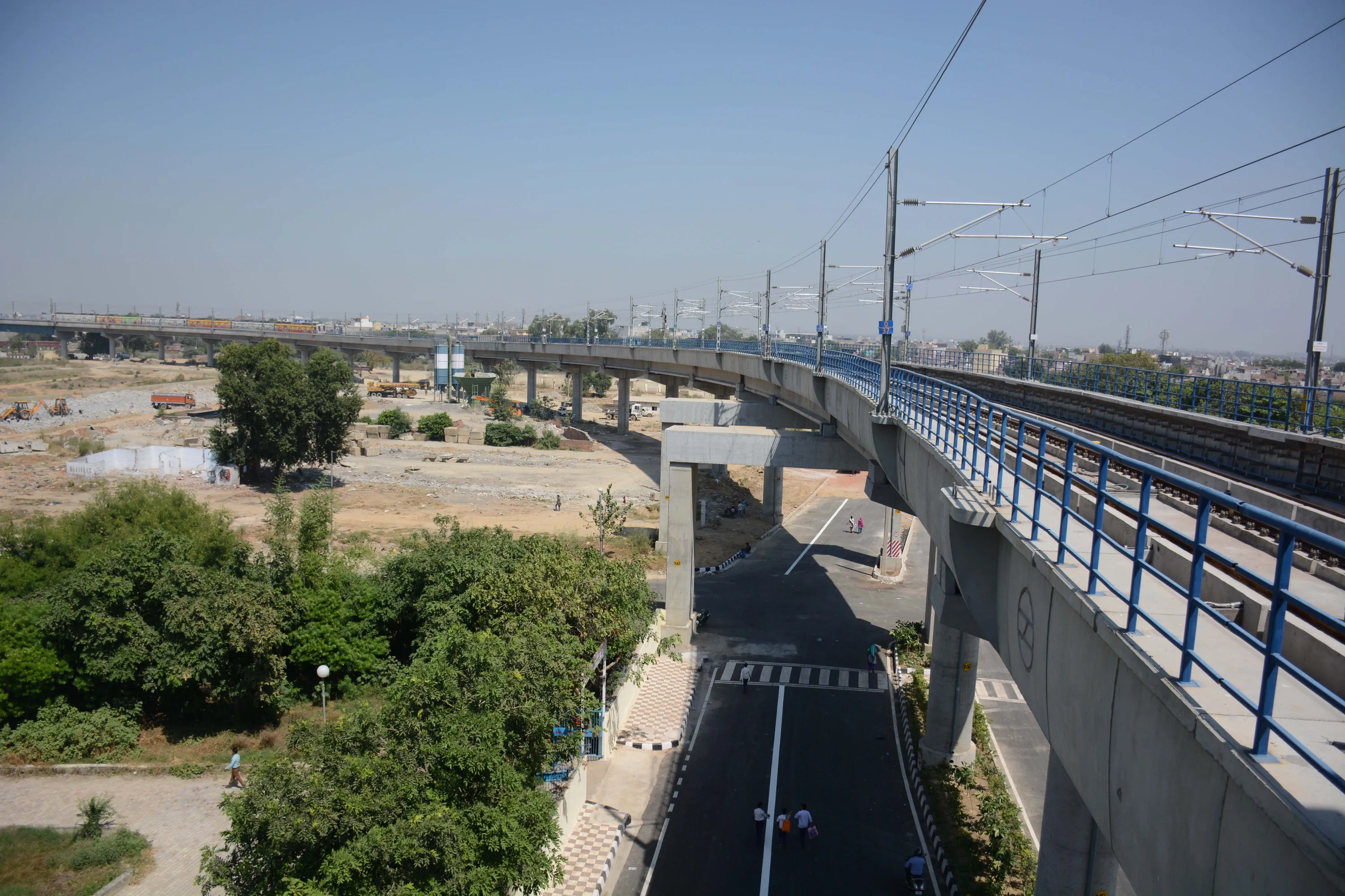 DMRC Delhi Metro CC02 5