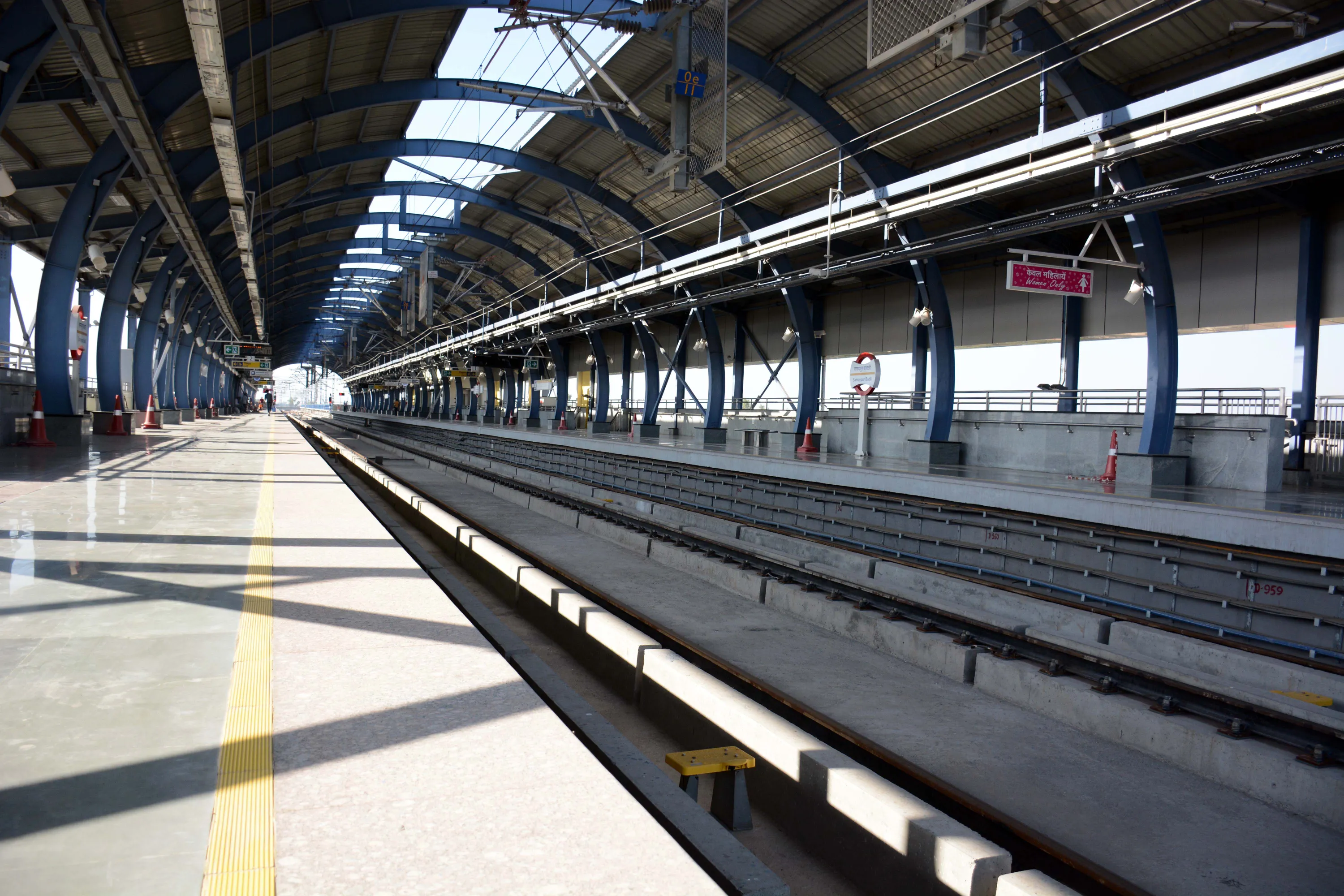 DMRC Delhi Metro CC09 1