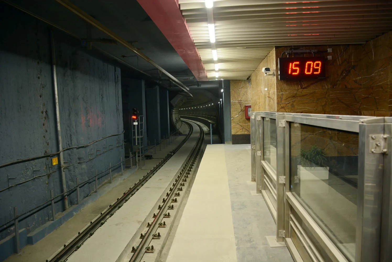 DMRC Delhi Metro CC20 5