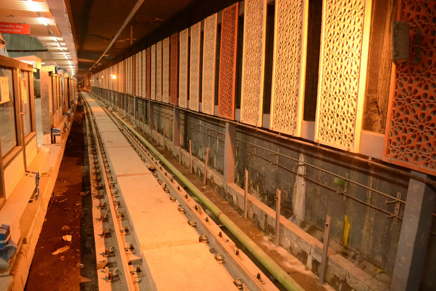 DMRC Delhi Metro CC24 1