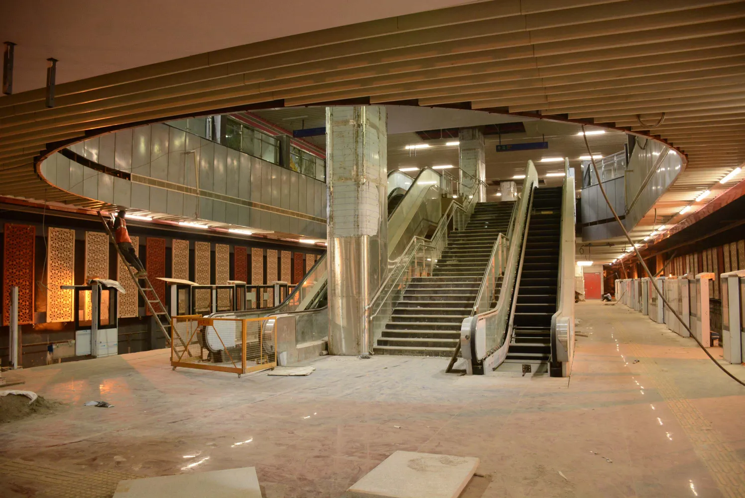 DMRC Delhi Metro CC24 3