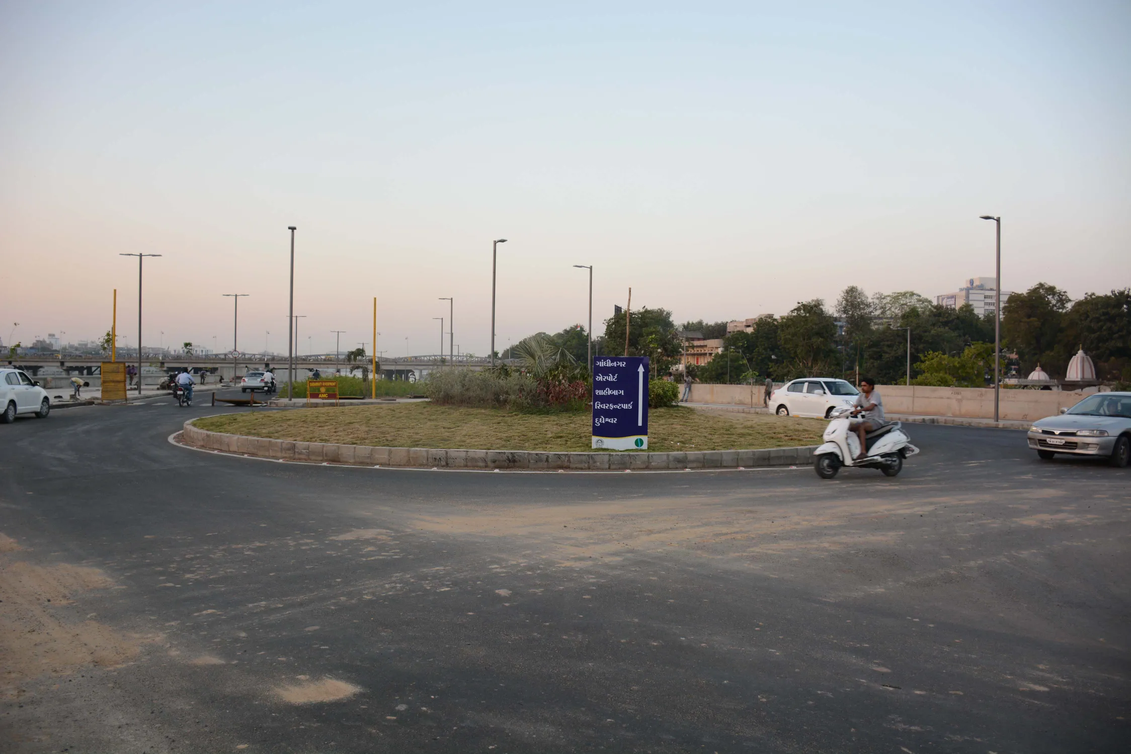 Ahmedabad River Front 4