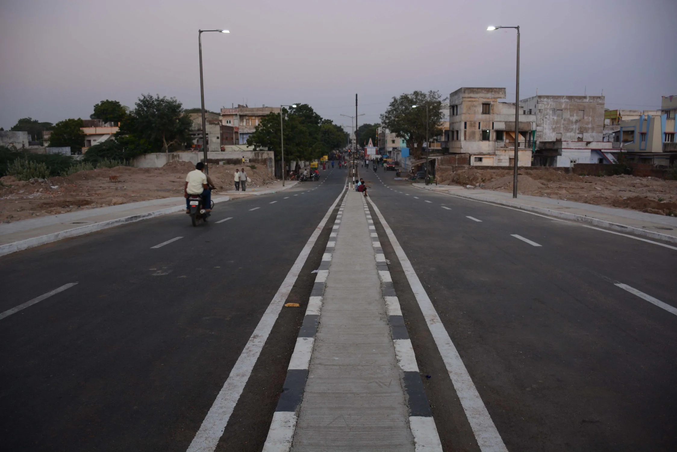 Ahmedabad River Front 11