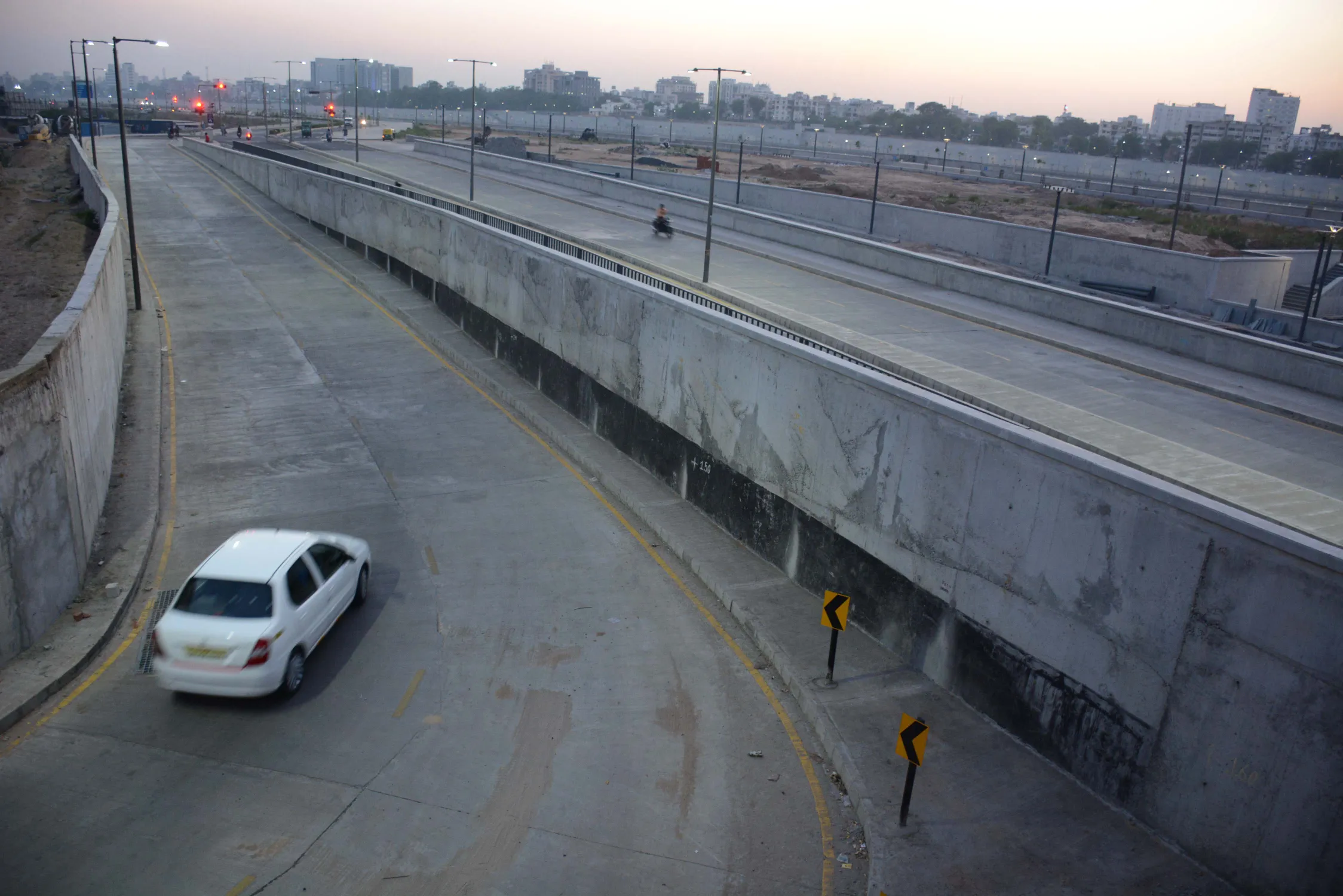 Ahmedabad River Front 13
