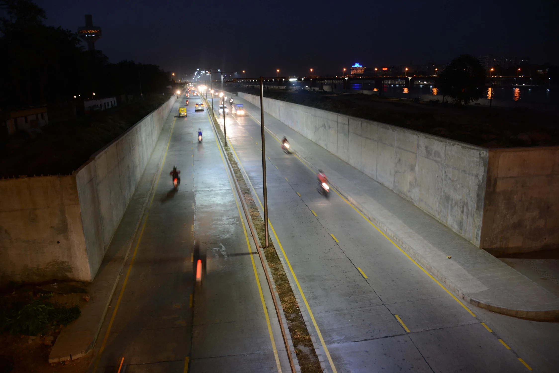 Ahmedabad River Front 17