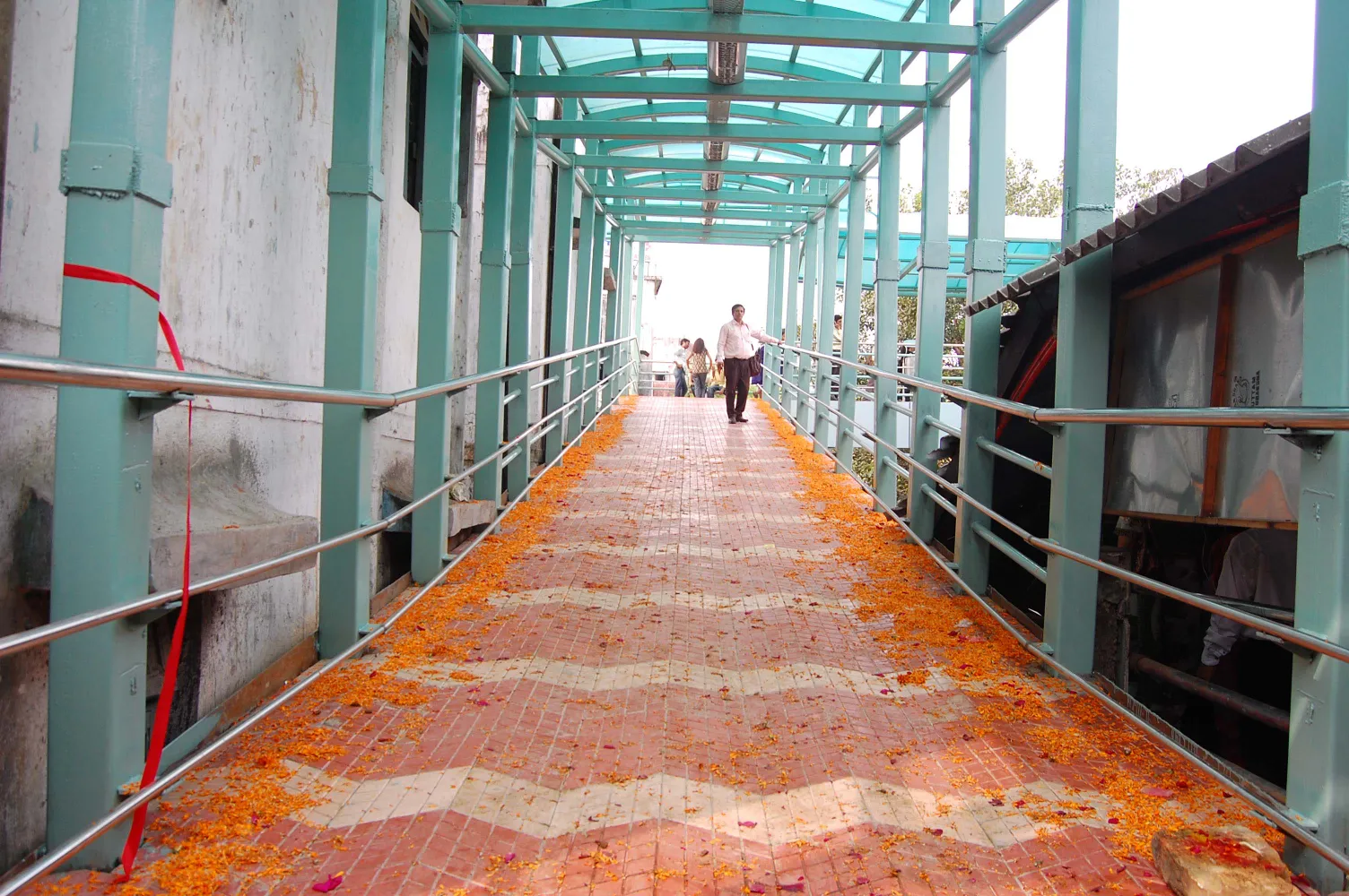 Vasai Road Skywalk 1