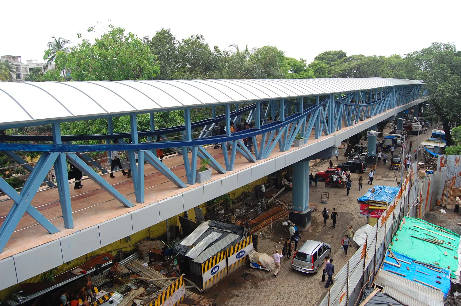 Vile Parle Skywalk 4